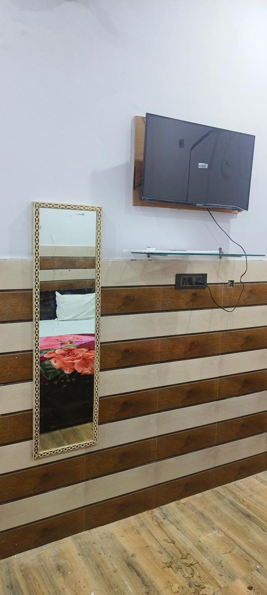 K.D.Dham Near Prem Mandir1 호텔 Vrindāvan 외부 사진
